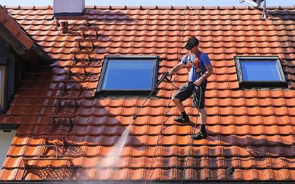 Handyman on roof